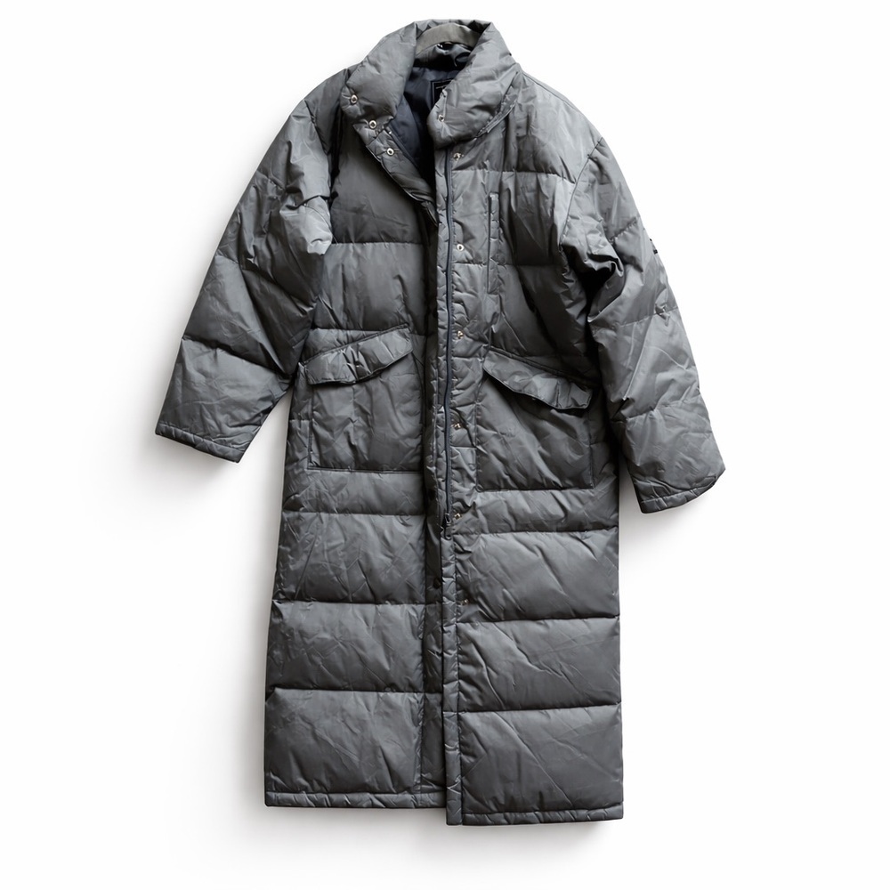 Tiffany Long Down Puffer Coat Grey
Trench Size M